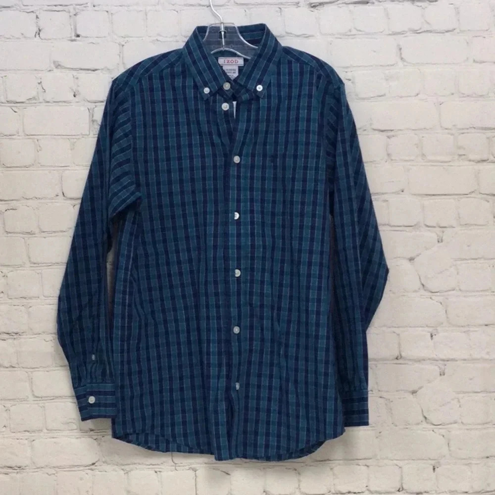 Like New IZOD blue button down plaid Top size 14/16 Boys